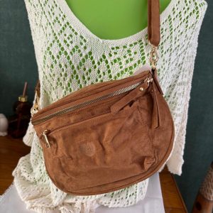 sac banane avec coeur brodé